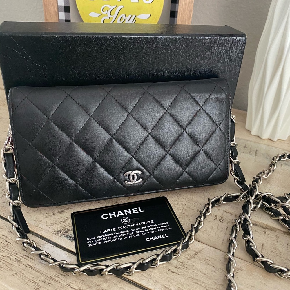 SOLD CHANEL wallet / crossbody